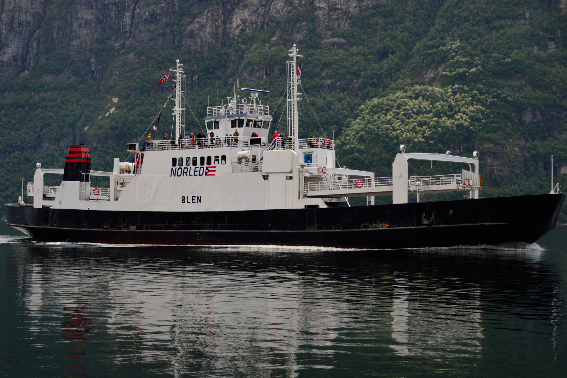 Ølen i sambandet Lauvik-Lysebotn