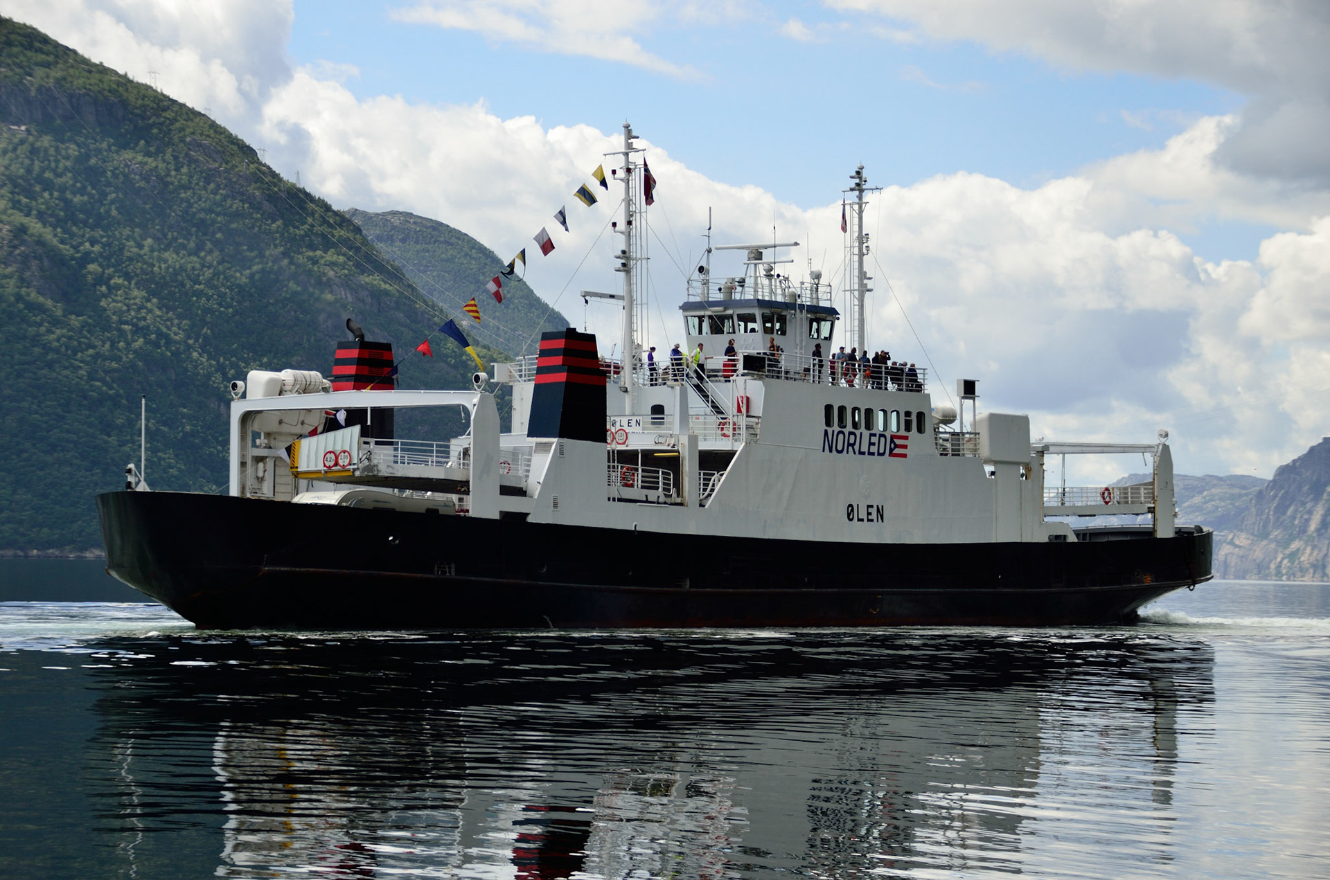 Ølen i sambandet Lauvik-Lysebotn