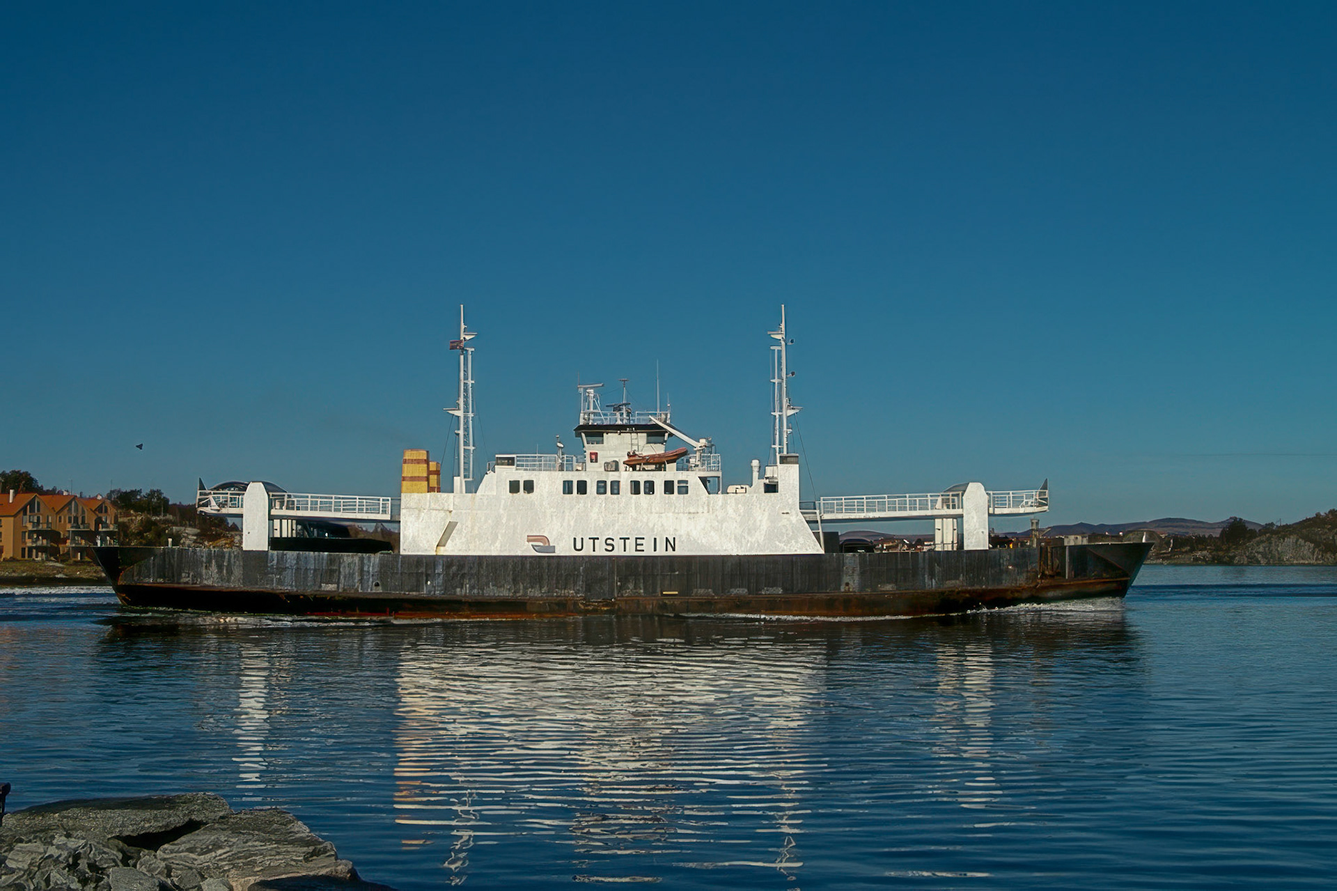 Utstein i Tau-sambandet