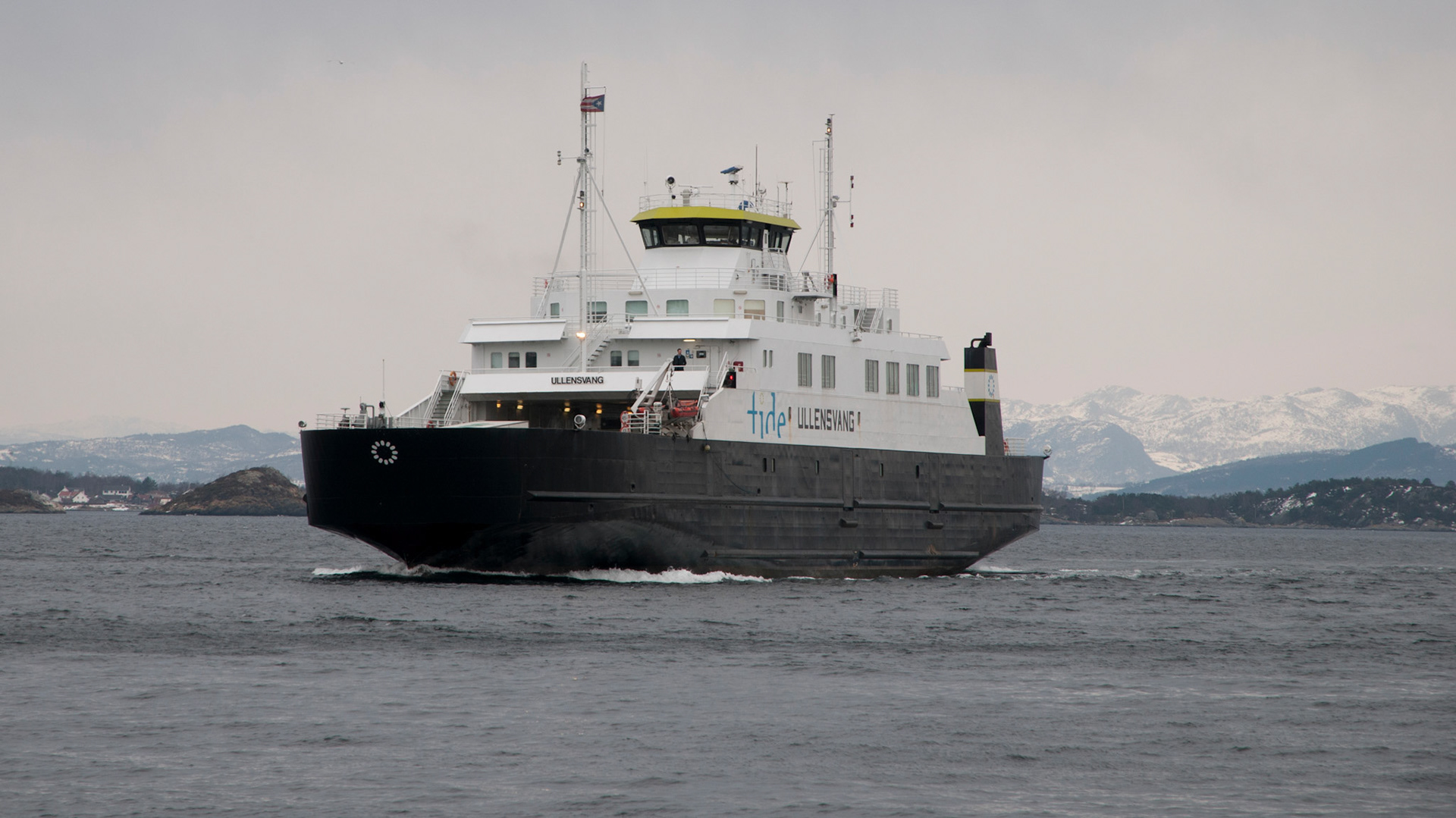 Ullensvang i Stavanger-Tau sambandet