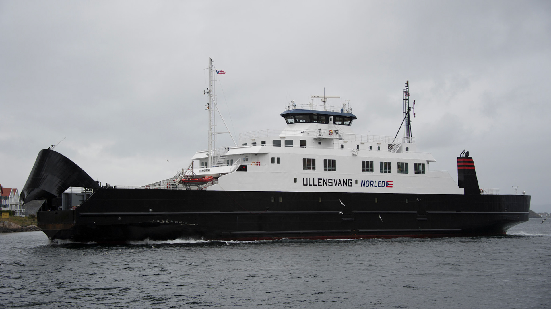 Ullensvang i Stavanger-Tau sambandet