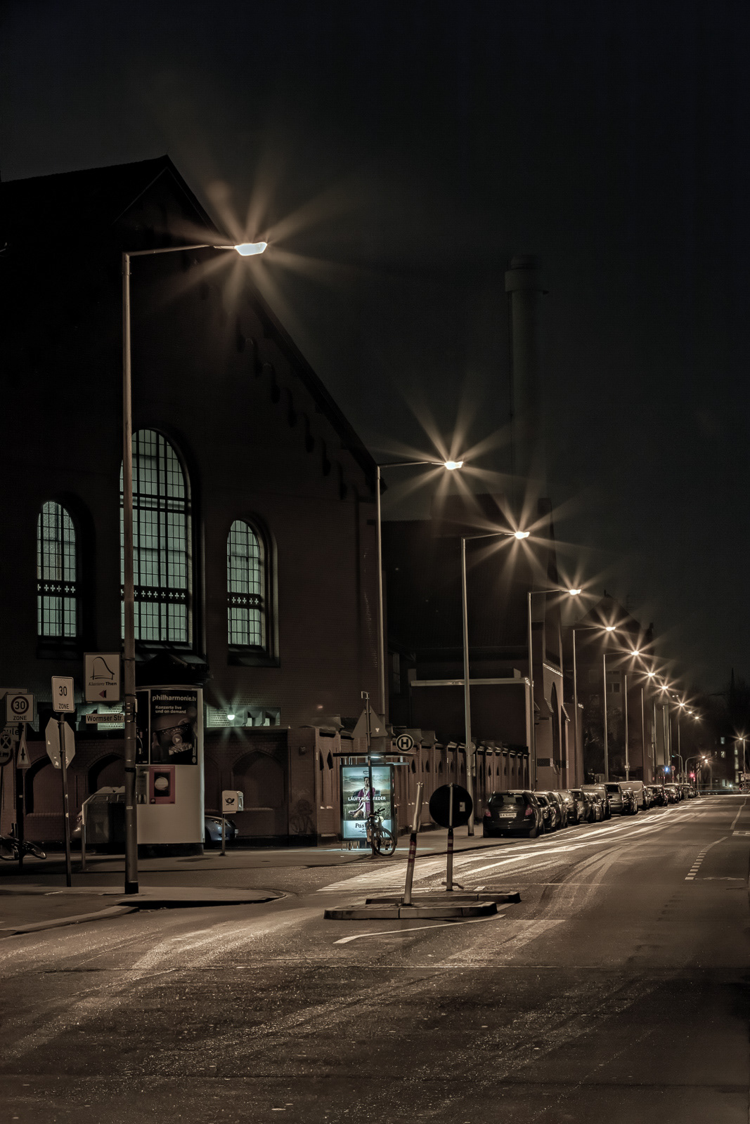 Bonner Wall, aufgenommen Höhe Wormser Straße, Blick Richtung Bonner Straße