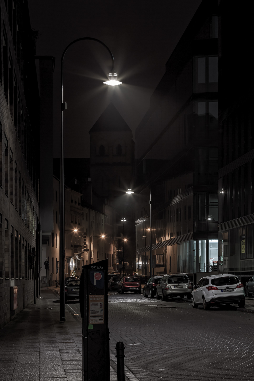 Am Alten Ufer, Höhe Servasgasse, Richtung St. Kunibert