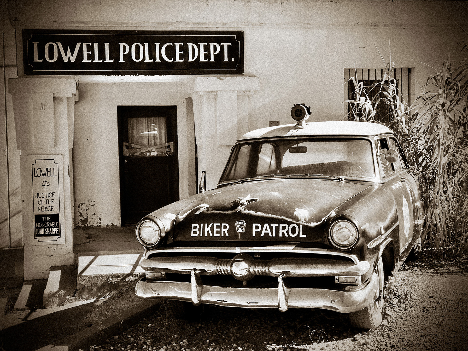 Busted | Lowell, Arizona