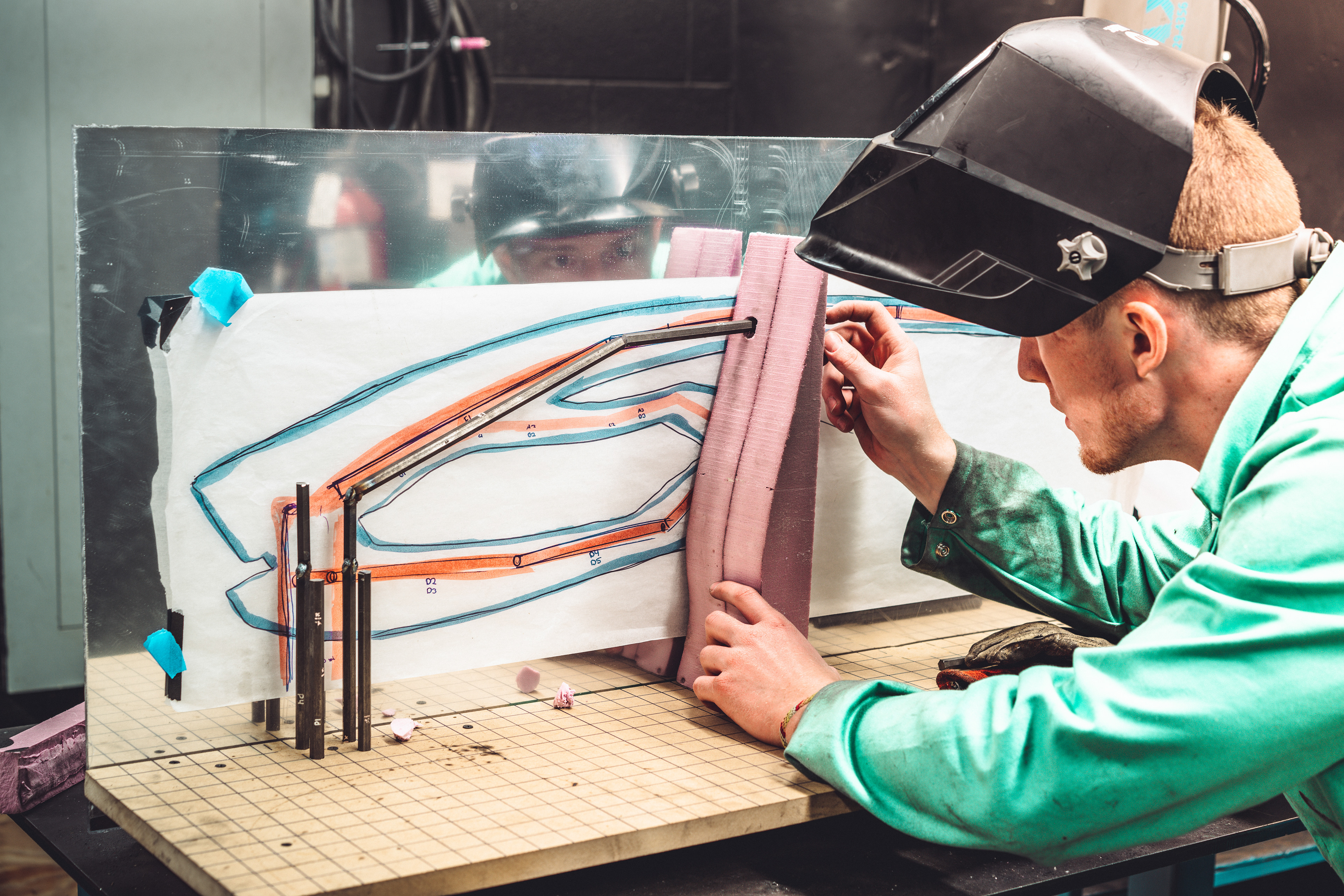 Aligning rods for welding