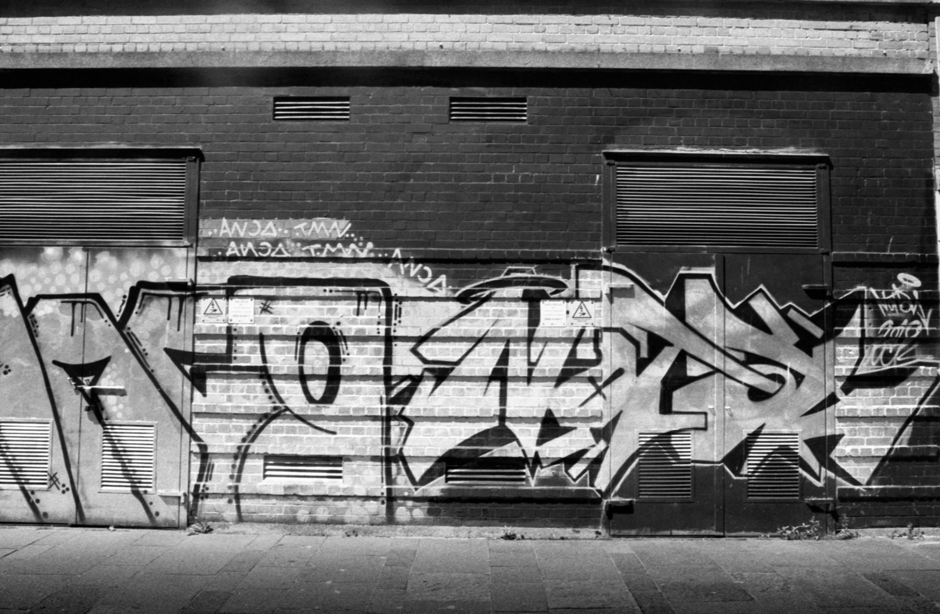 lfast 35mm B&W Film Belfast City CentreCentre