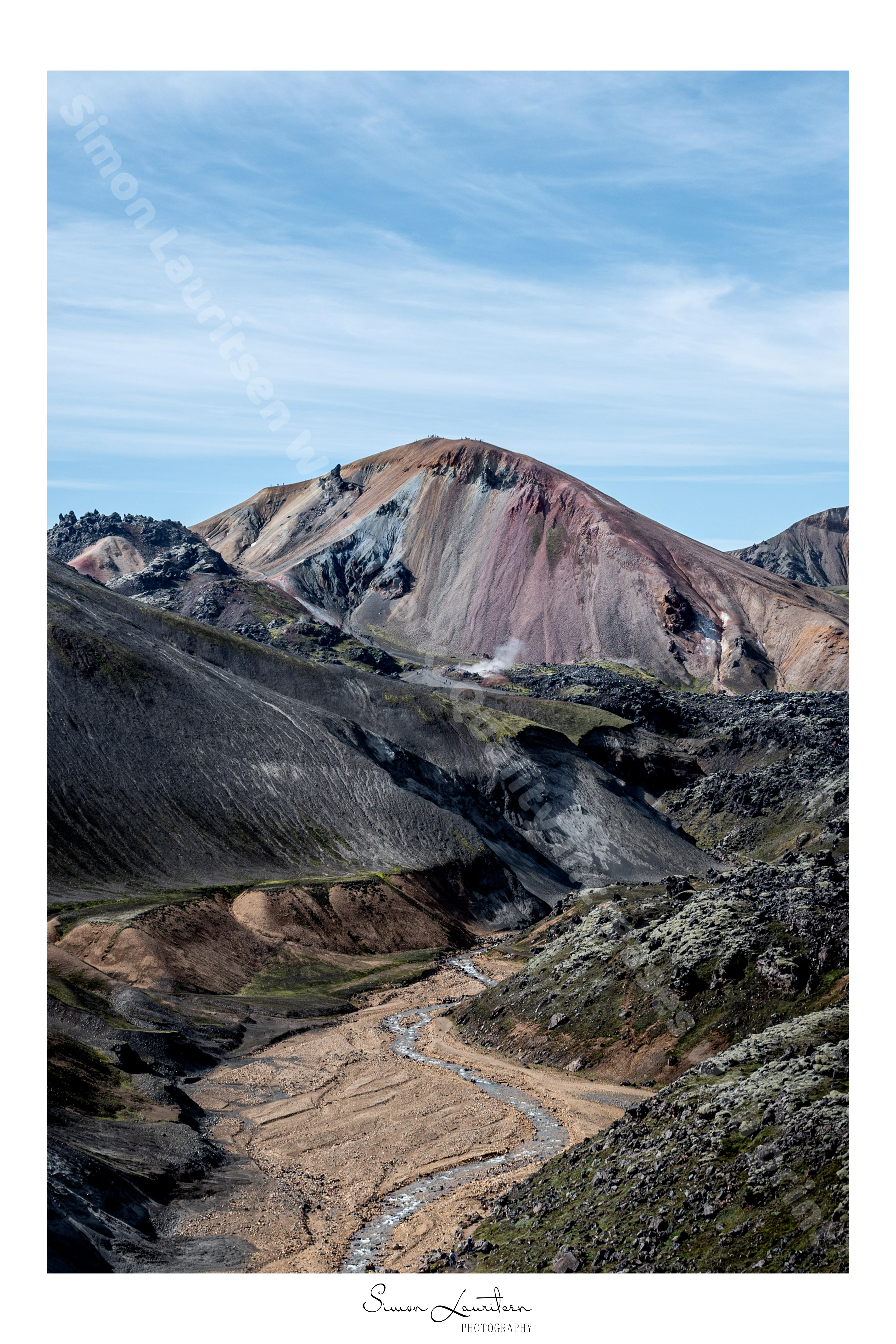 LAN-6 : The mountains of landmannalaugar are such a majestic place!!