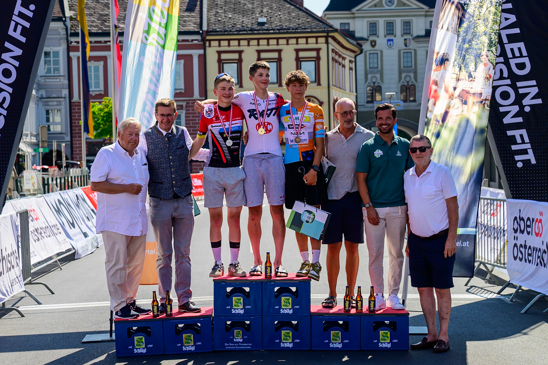 260628ÖM-LEE0136