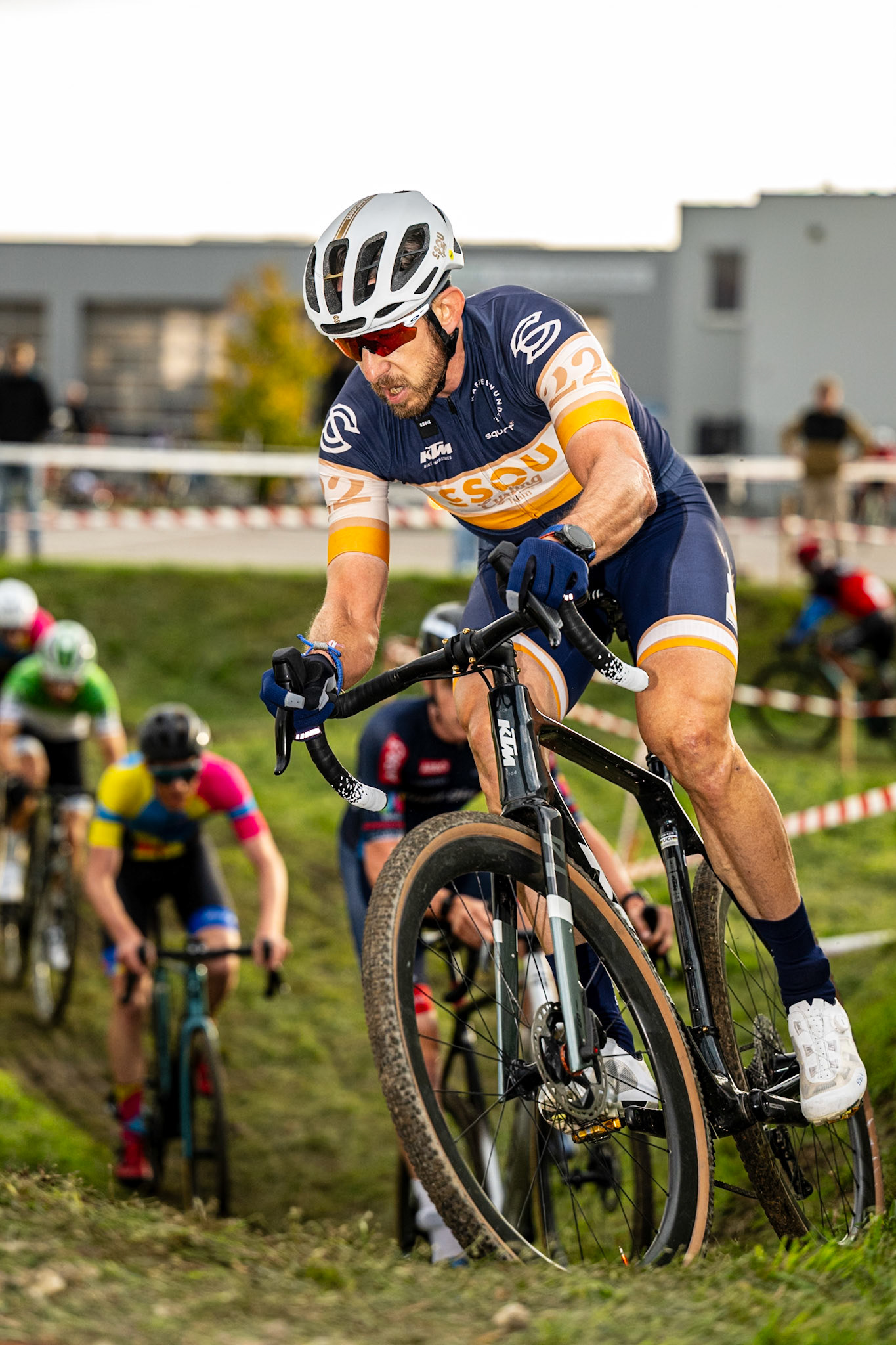 251011CC-LEE0330