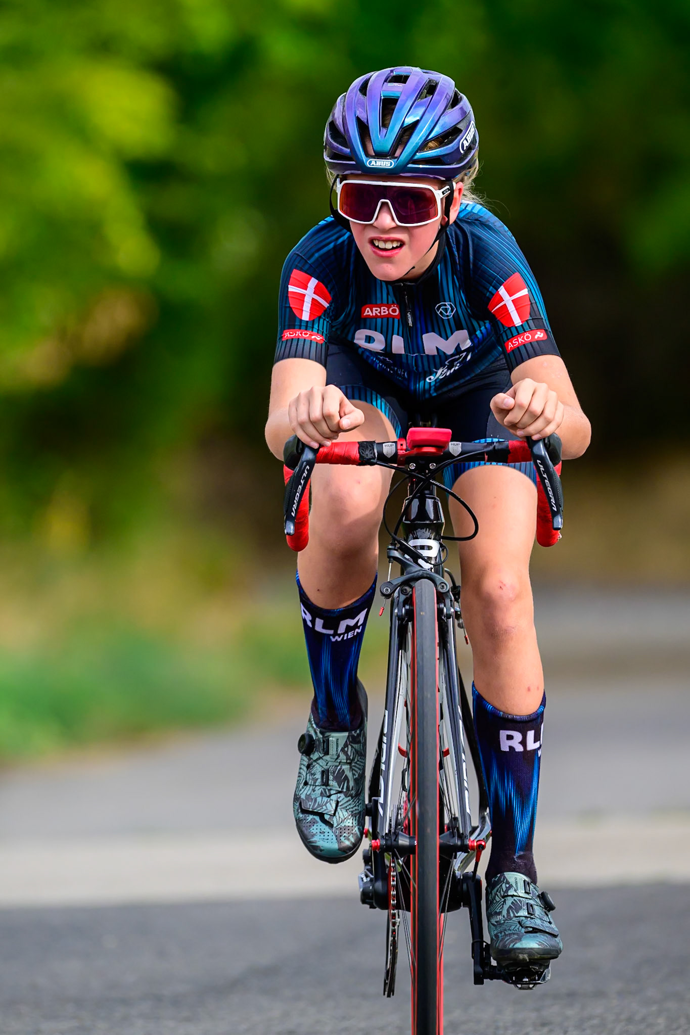 260903_VICCRD4-LEE0040