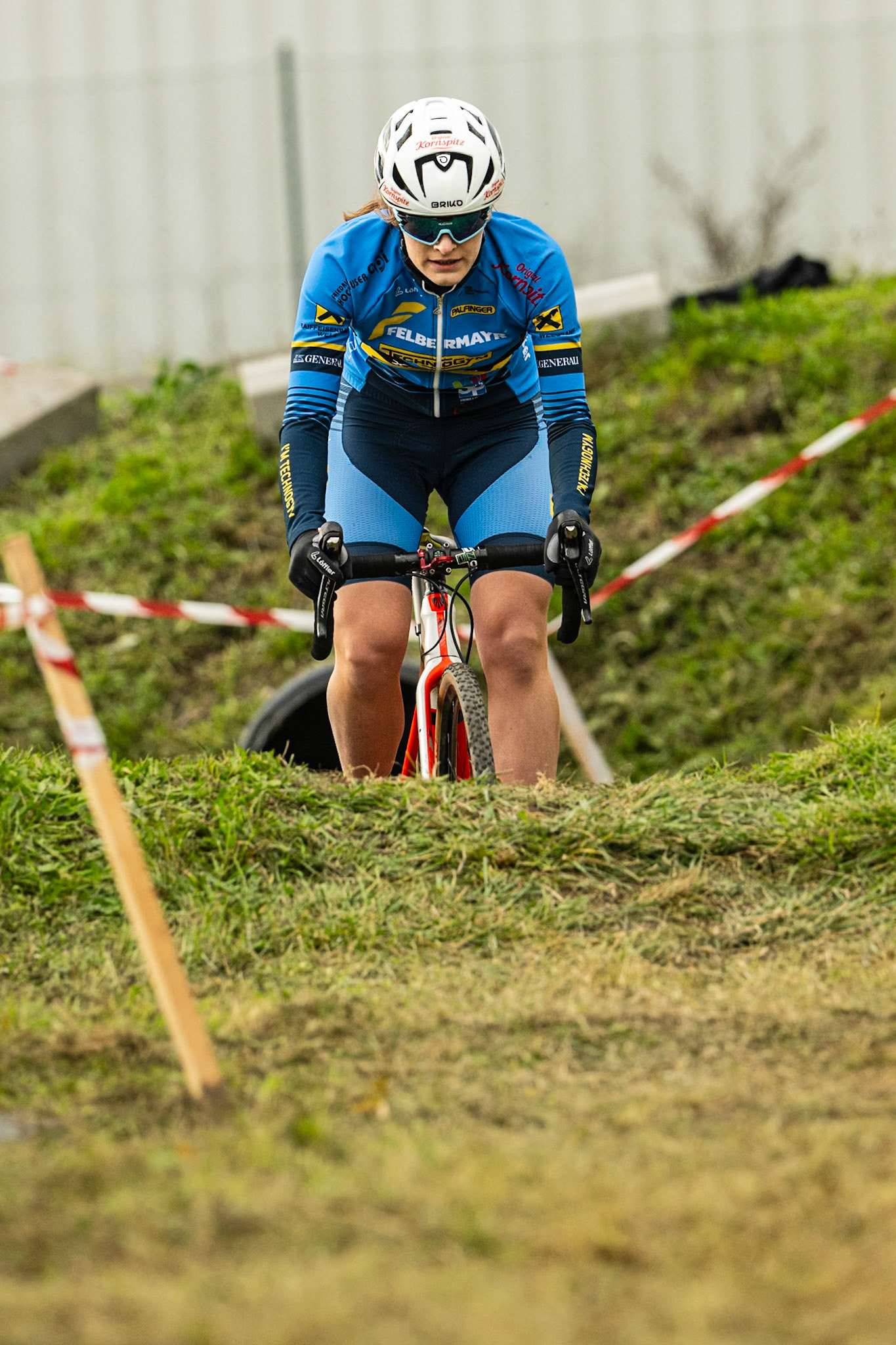 251011CC-LEE0238