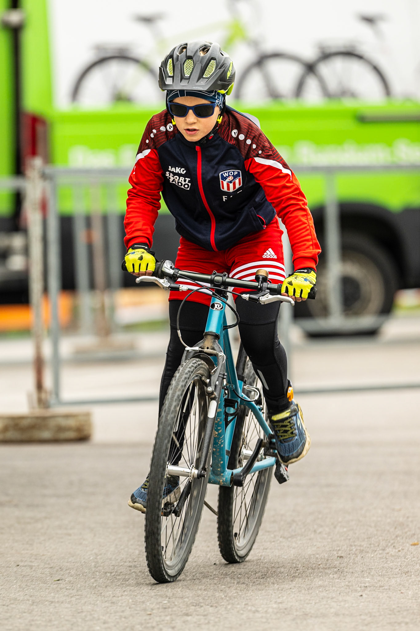 251011CC-LEE0034