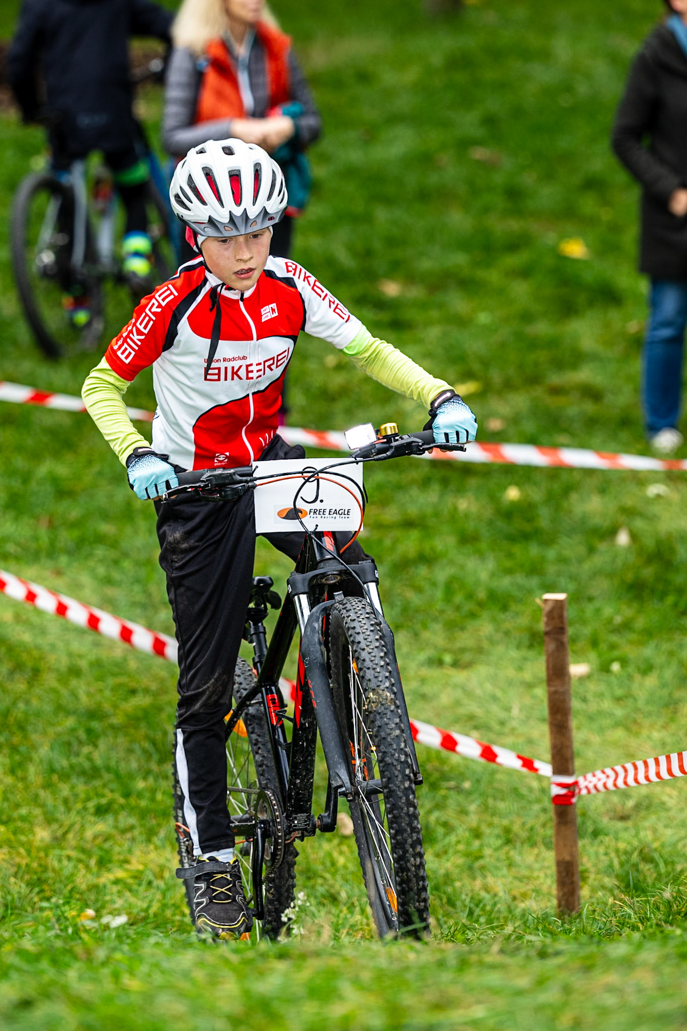 251012CC-LEE0142