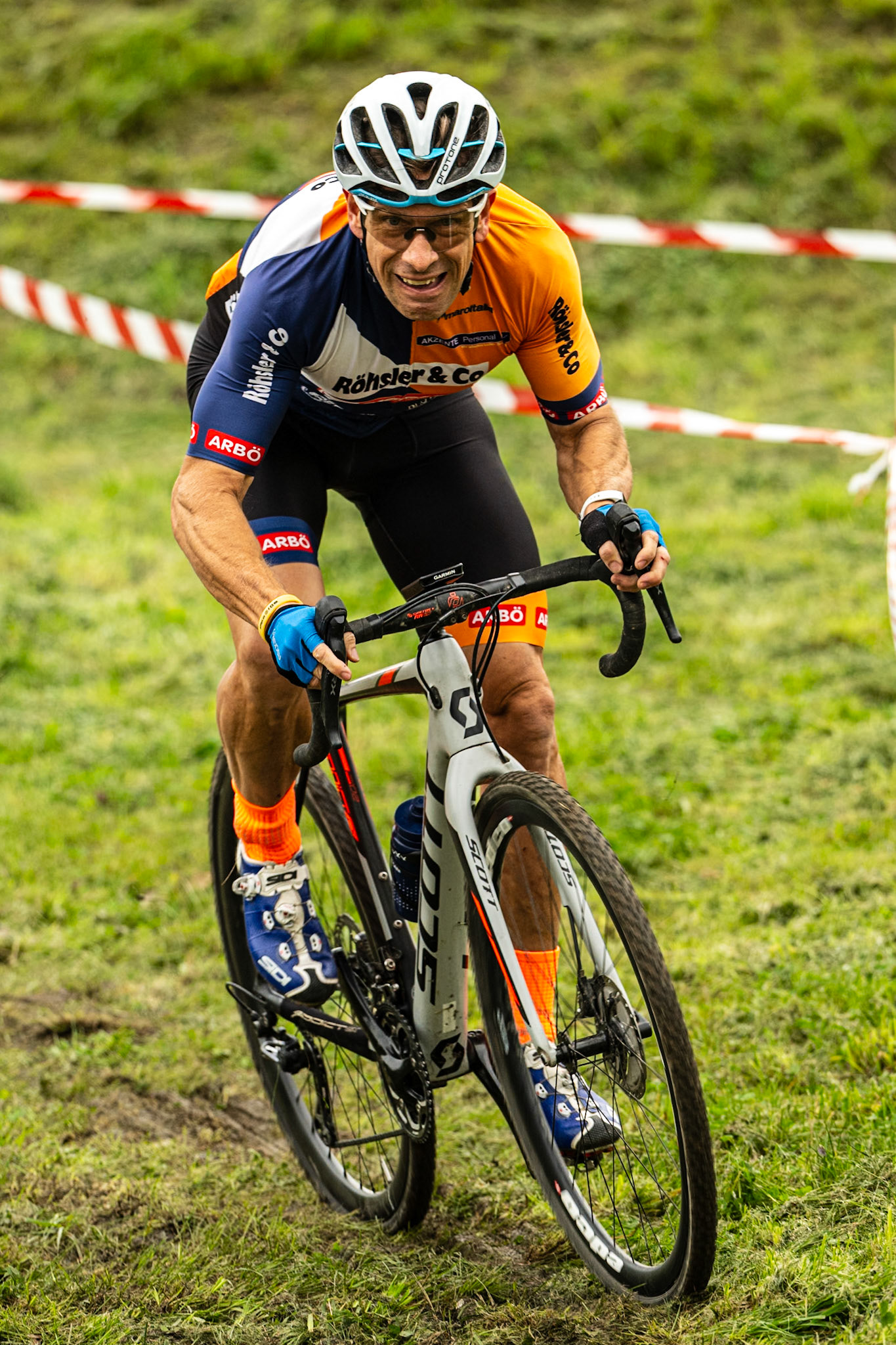 251011CC-LEE0203