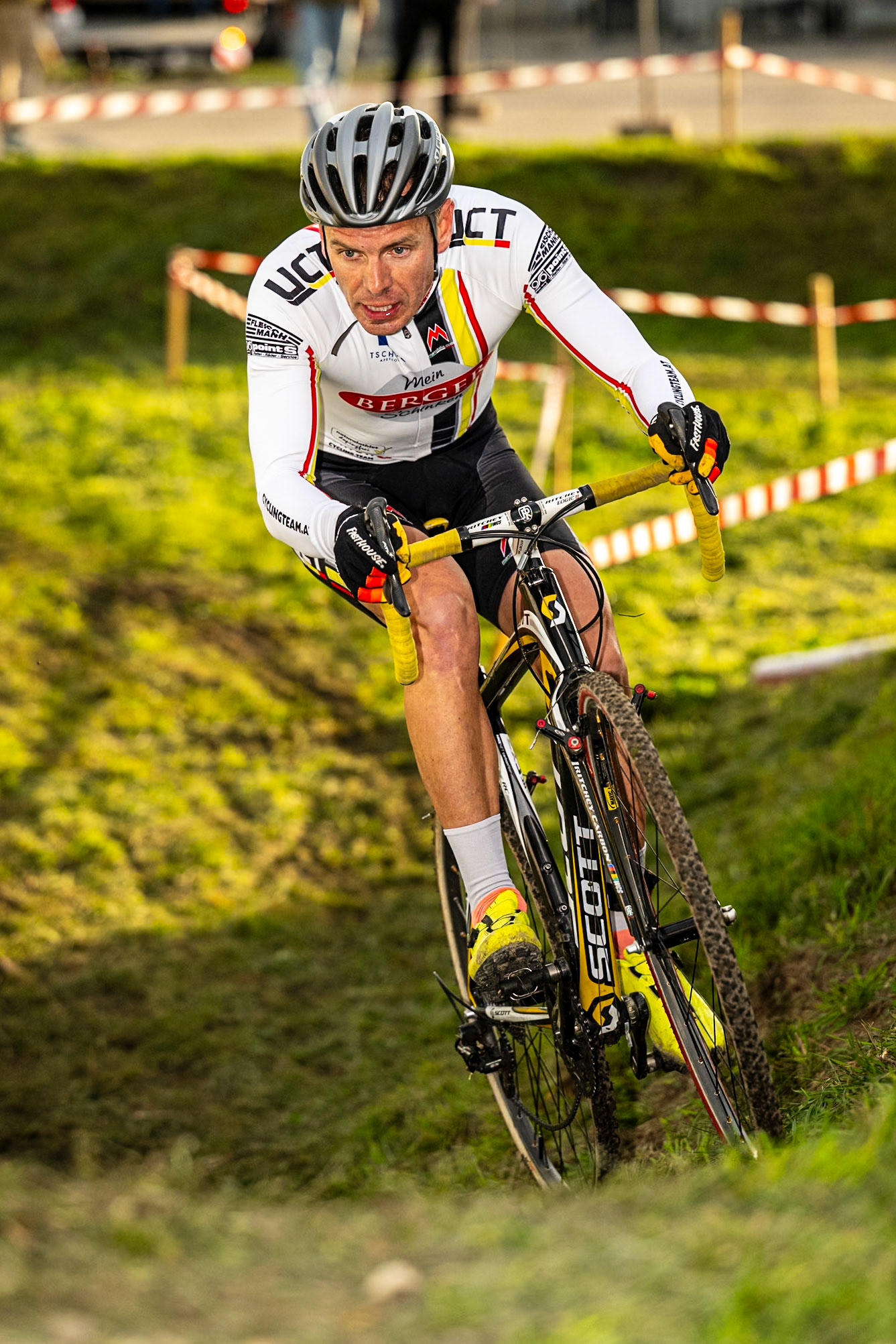 251011CC-LEE0324
