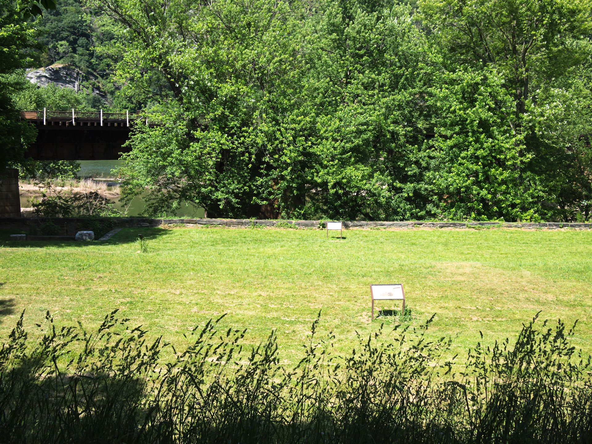 This was the site of the Armory, dating back to Washington’s day. The captured Union army set it afire, but the fire was extinguished, and the Confederacy moved the equipment south and then burned the Armory to the ground.