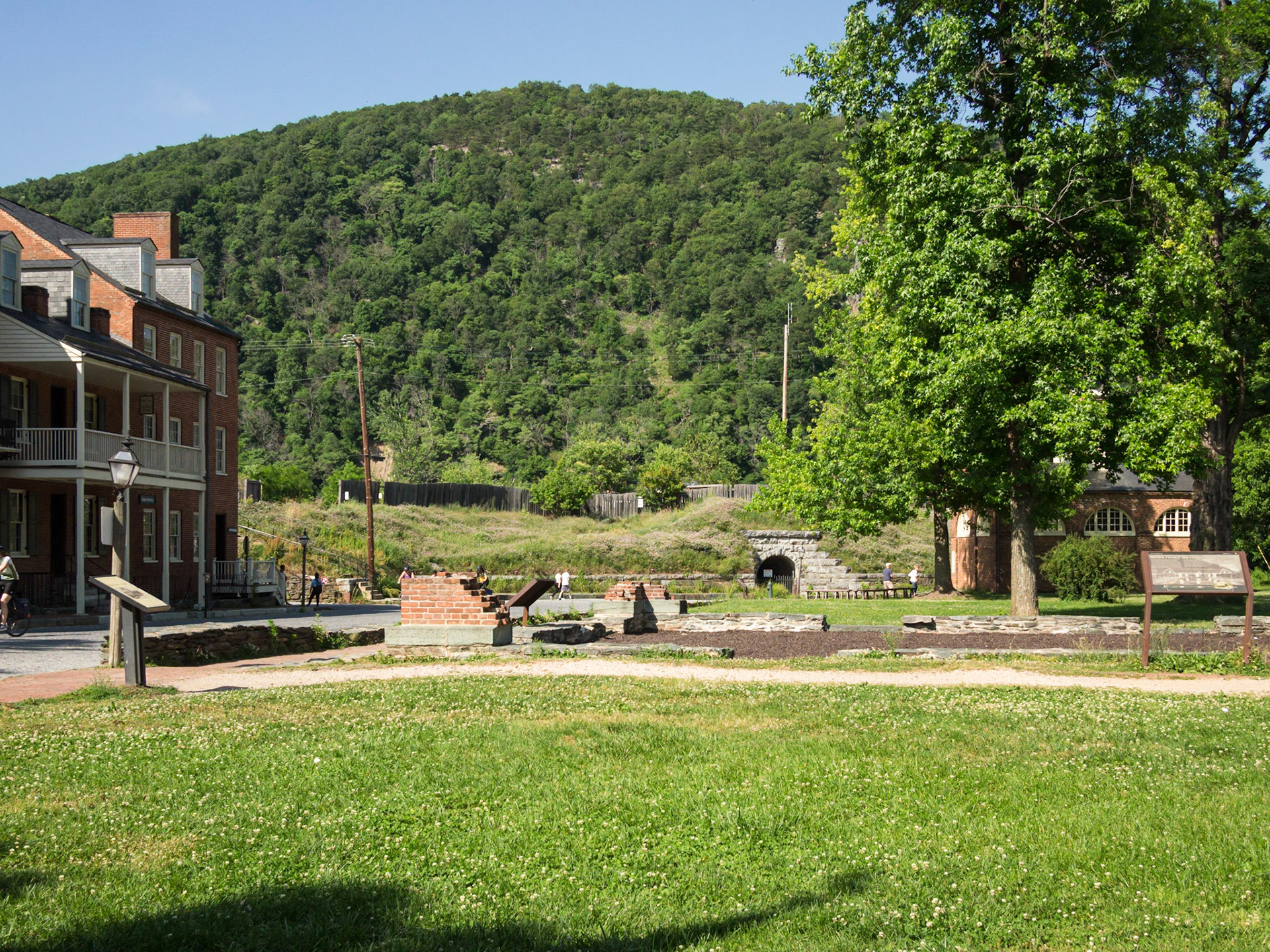 Looking across the Potomac to Maryland Heights, which was positioned to pound the town mercilessly