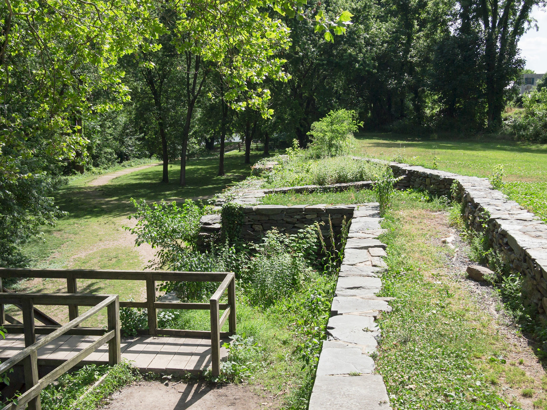End of the Shenandoah Canal just before it enters the Potomac River at the Point of Harpers Ferry. The Shenandoah Canal was a short (one mile) canal that ran alongside the Shenandoah River just before it enters the Potomac River at Harpers Ferry.
