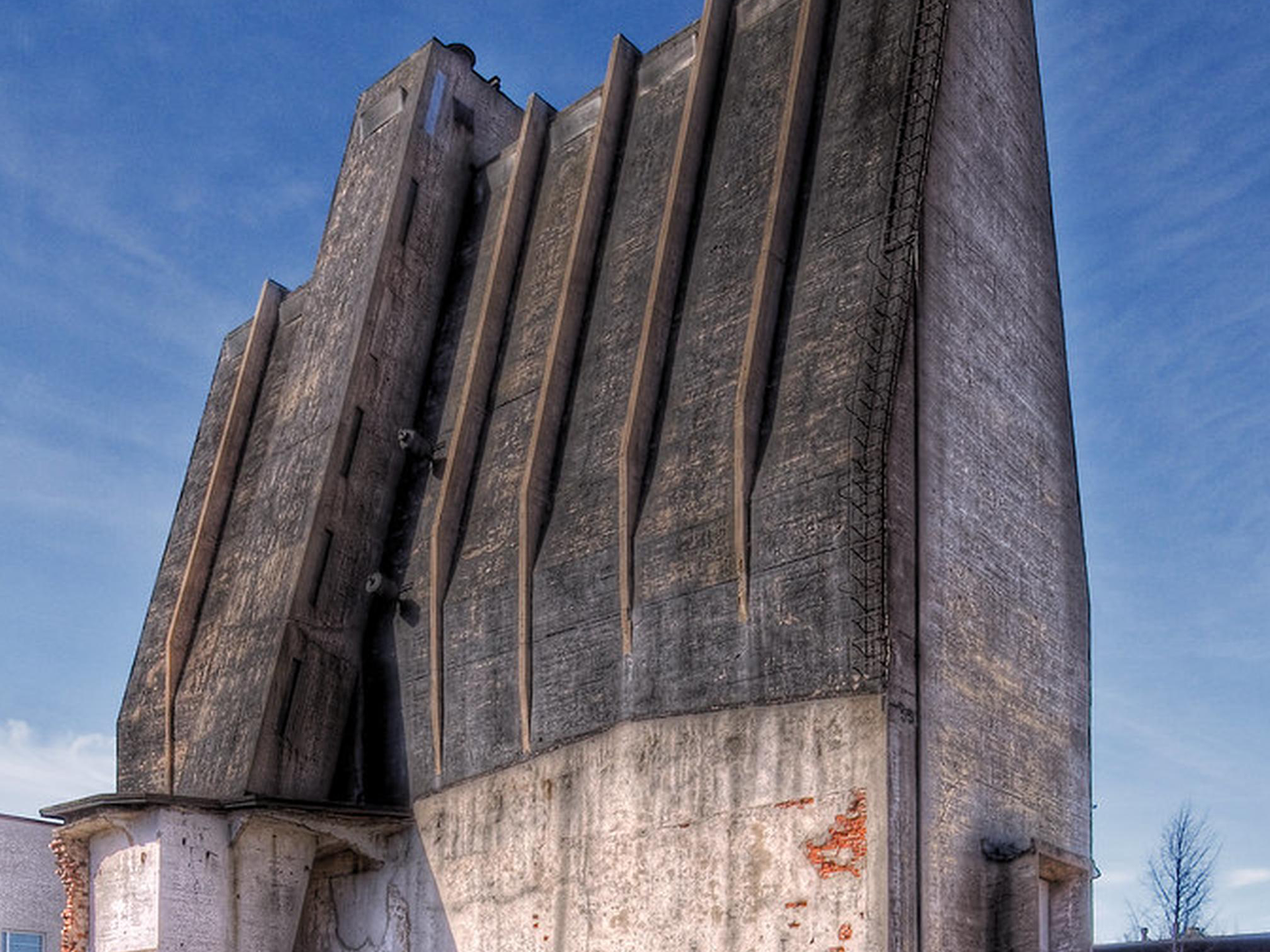 Silos, Alvar Aalto, Oulu, (FIN), 1931