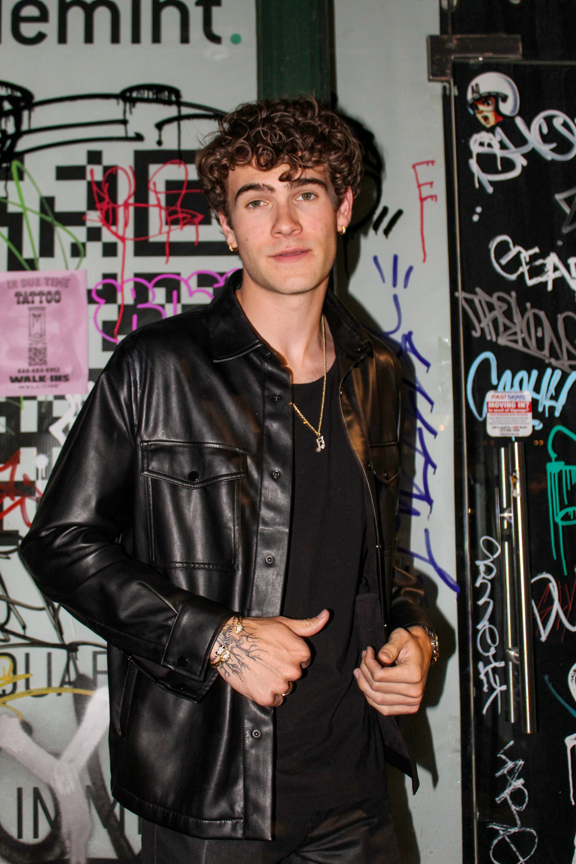 Devin Hayes