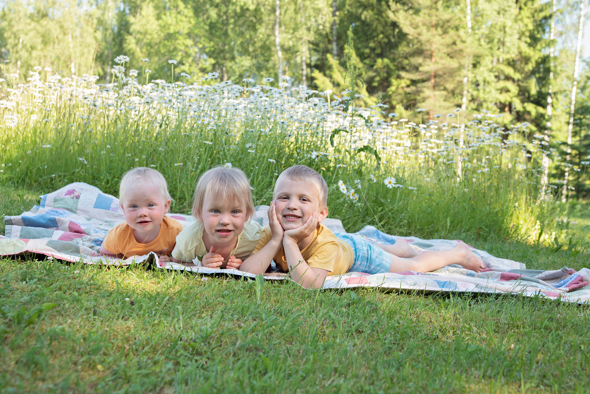 Laste pildid looduses