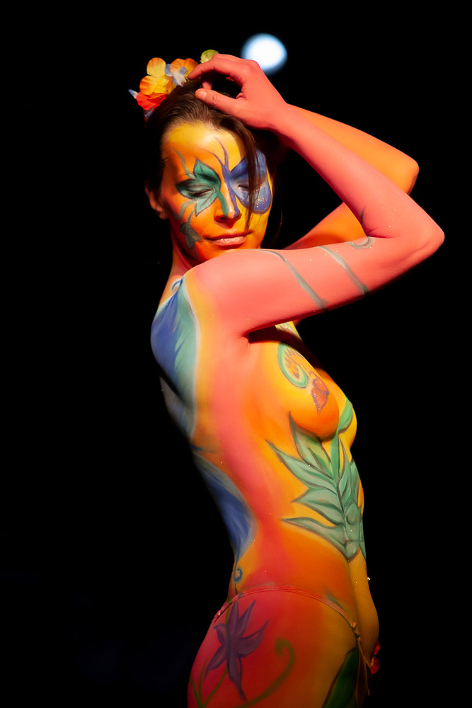 photo body painting floral