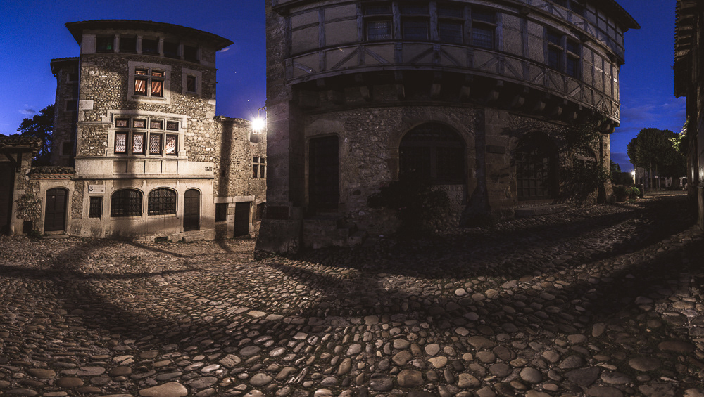 photo panoramique à Pérouges