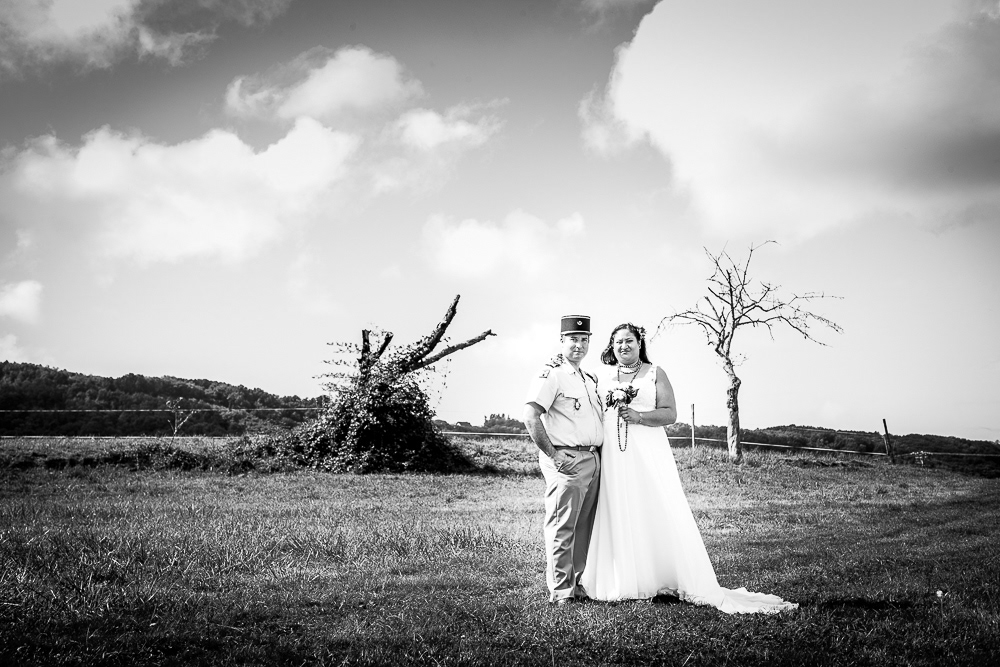 photo de couple mariage militaire