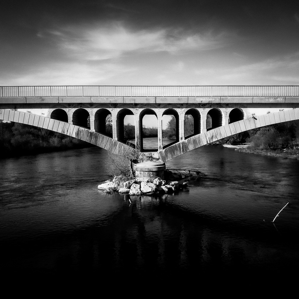 photo du pont de Gévrieux