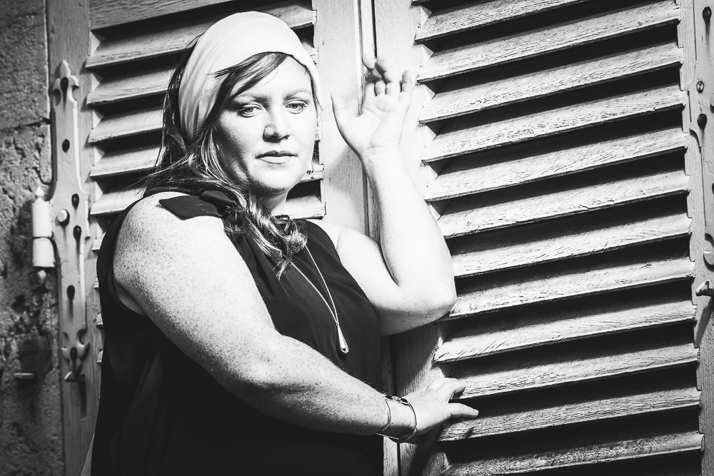 portrait devant la mairie d'Ambronay