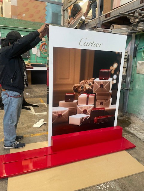 Stand Cartier