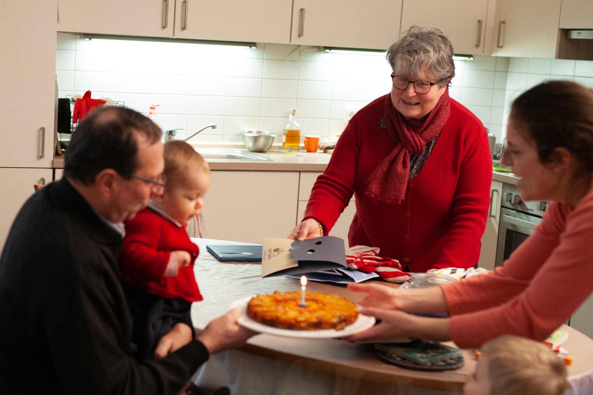 Les 1 ans de Zélie se fêtent avec Manou et Grand-père