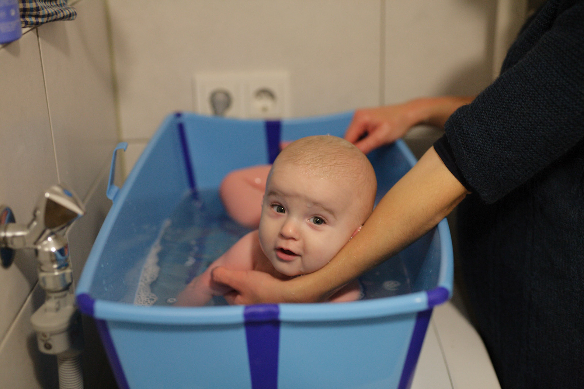 les bras d'augustin sont plus tonics