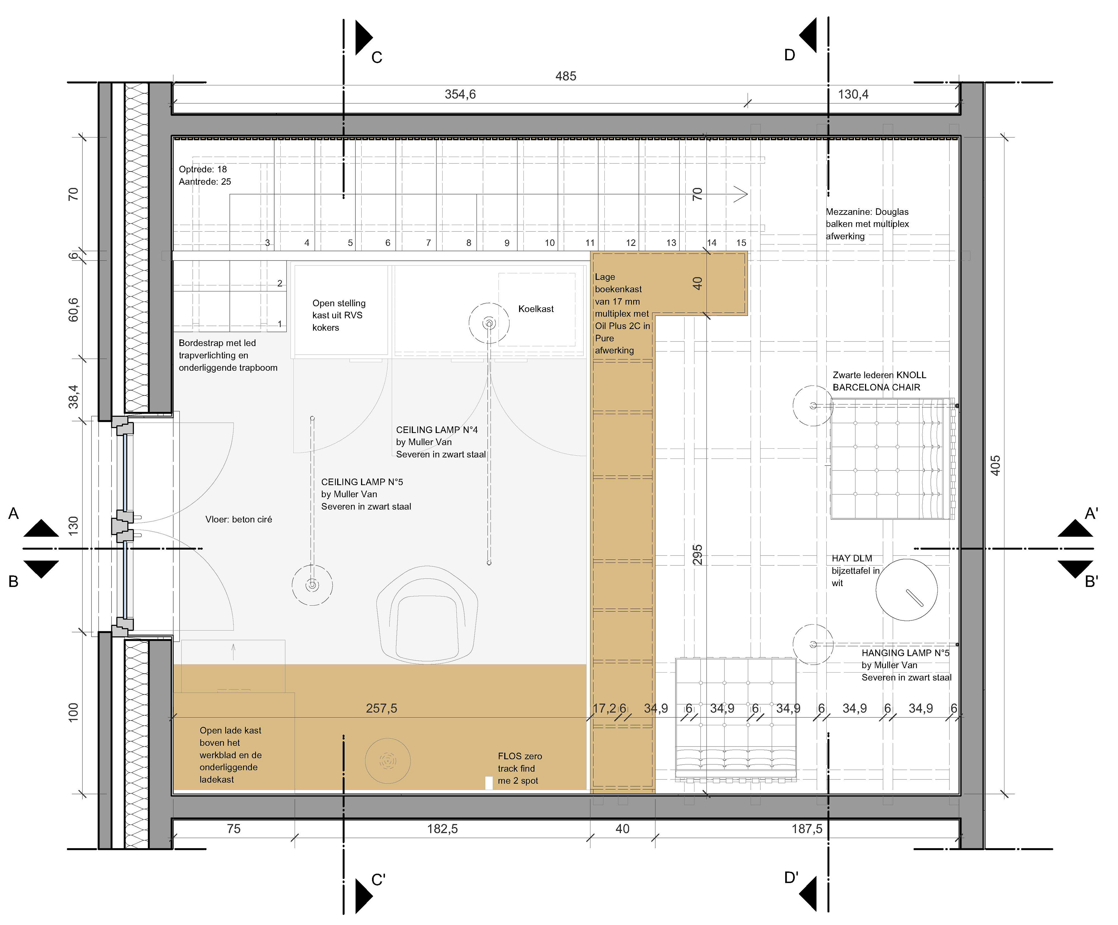 First floor (Mezzanine)