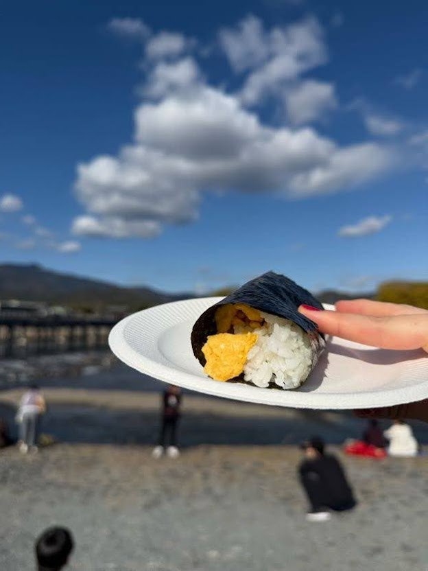 Omlette hand rolls