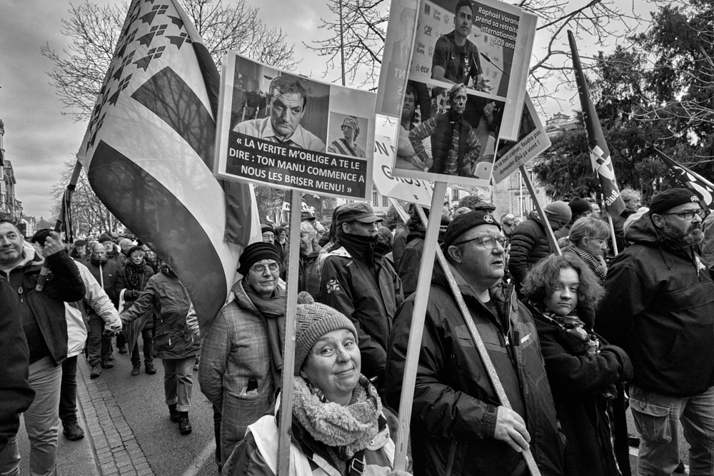 7 mars. Détournement de la célèbre réplique de Lino Ventura  dans le film Les tontons flingueurs.