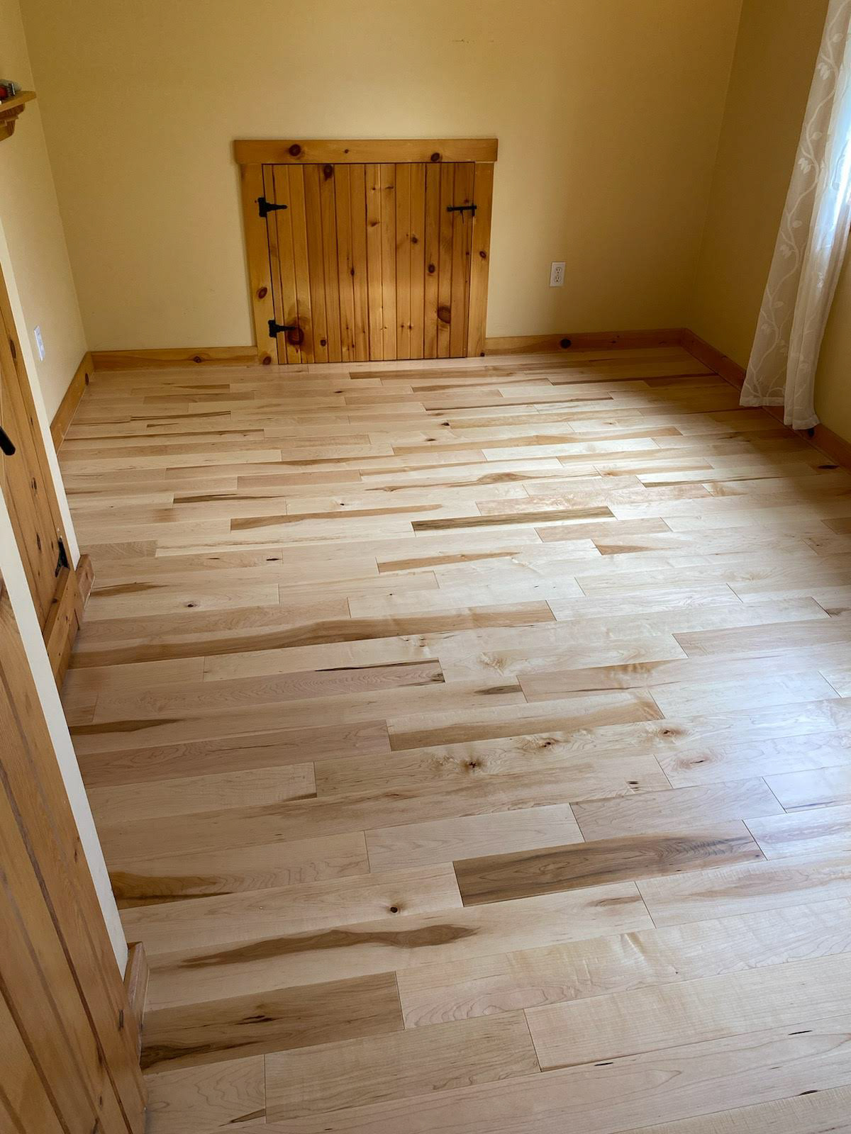 HARDWOOD FLOORING