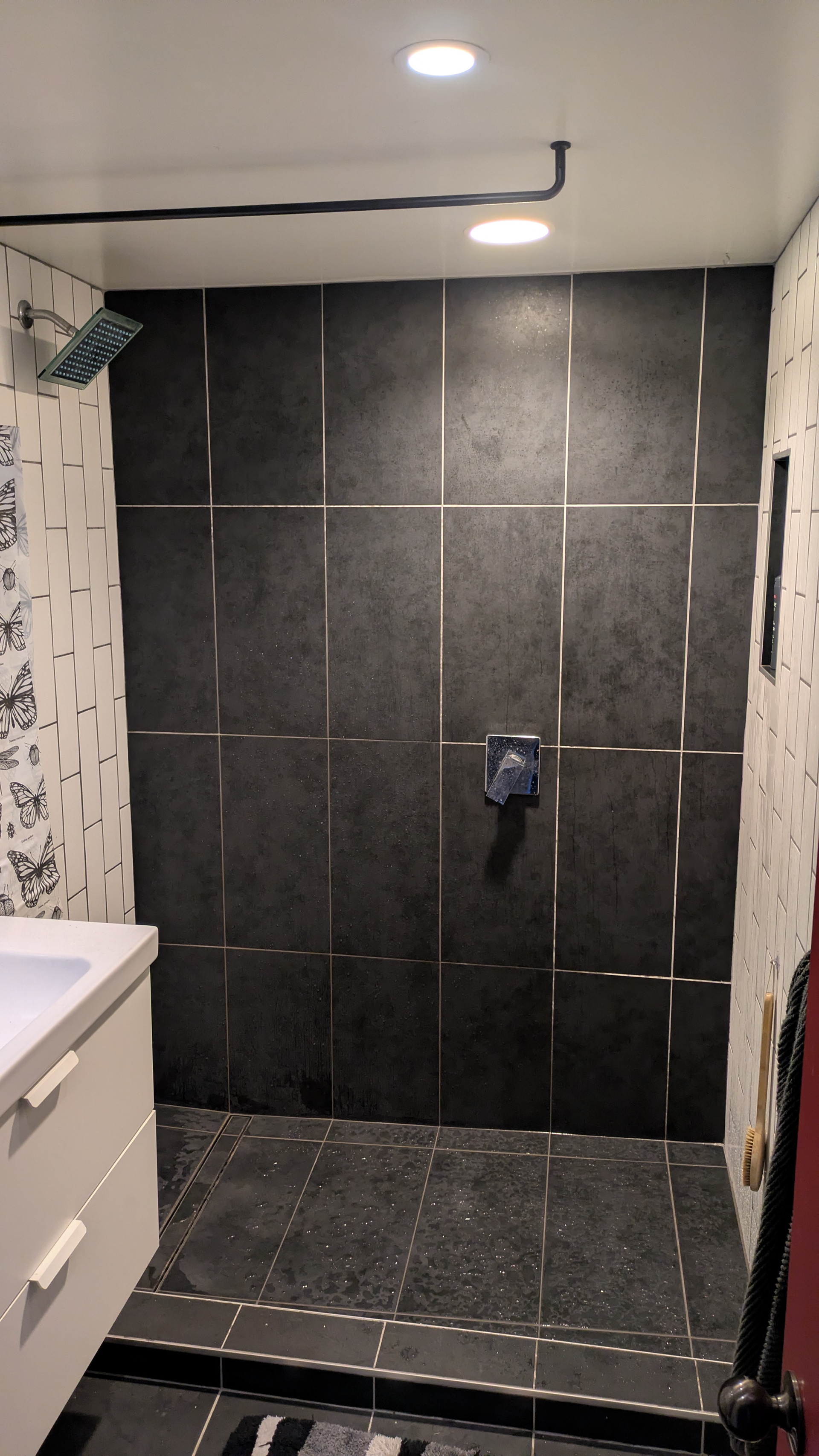 CUSTOM SHOWER