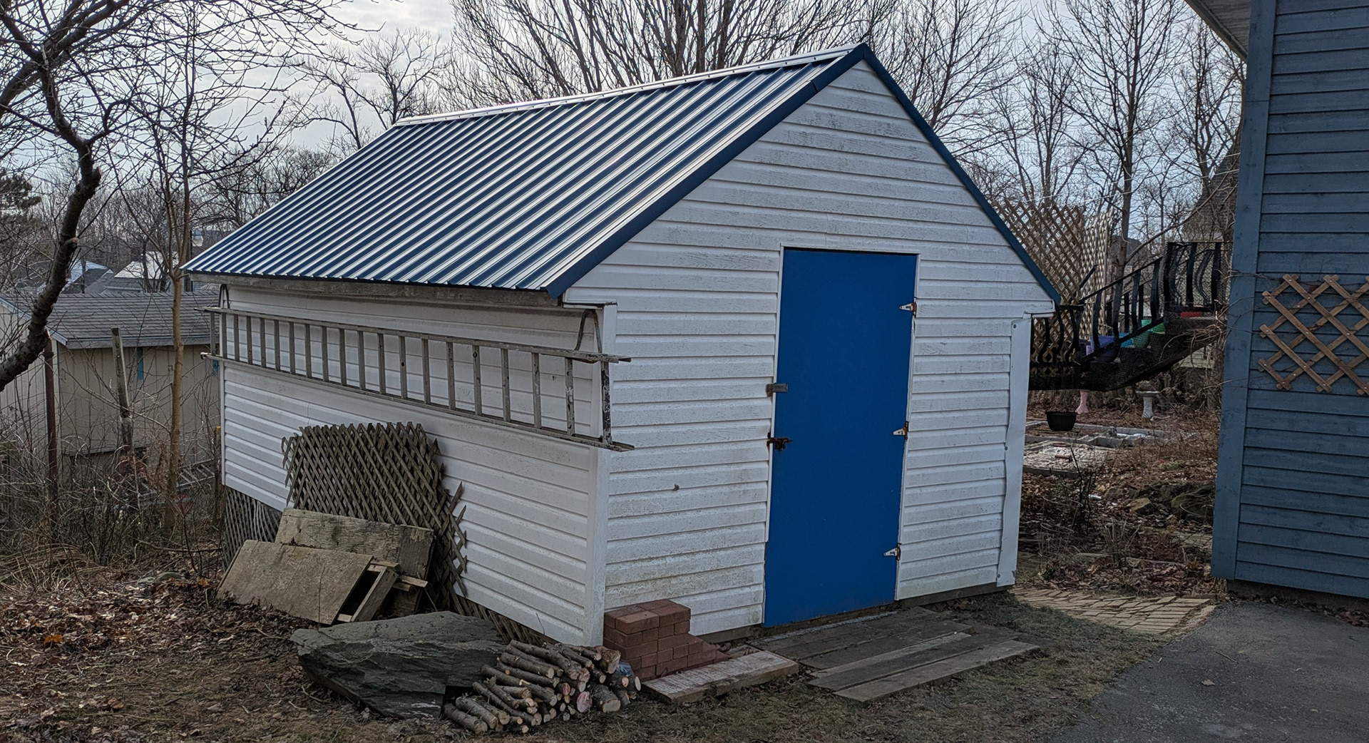 METAL ROOFING