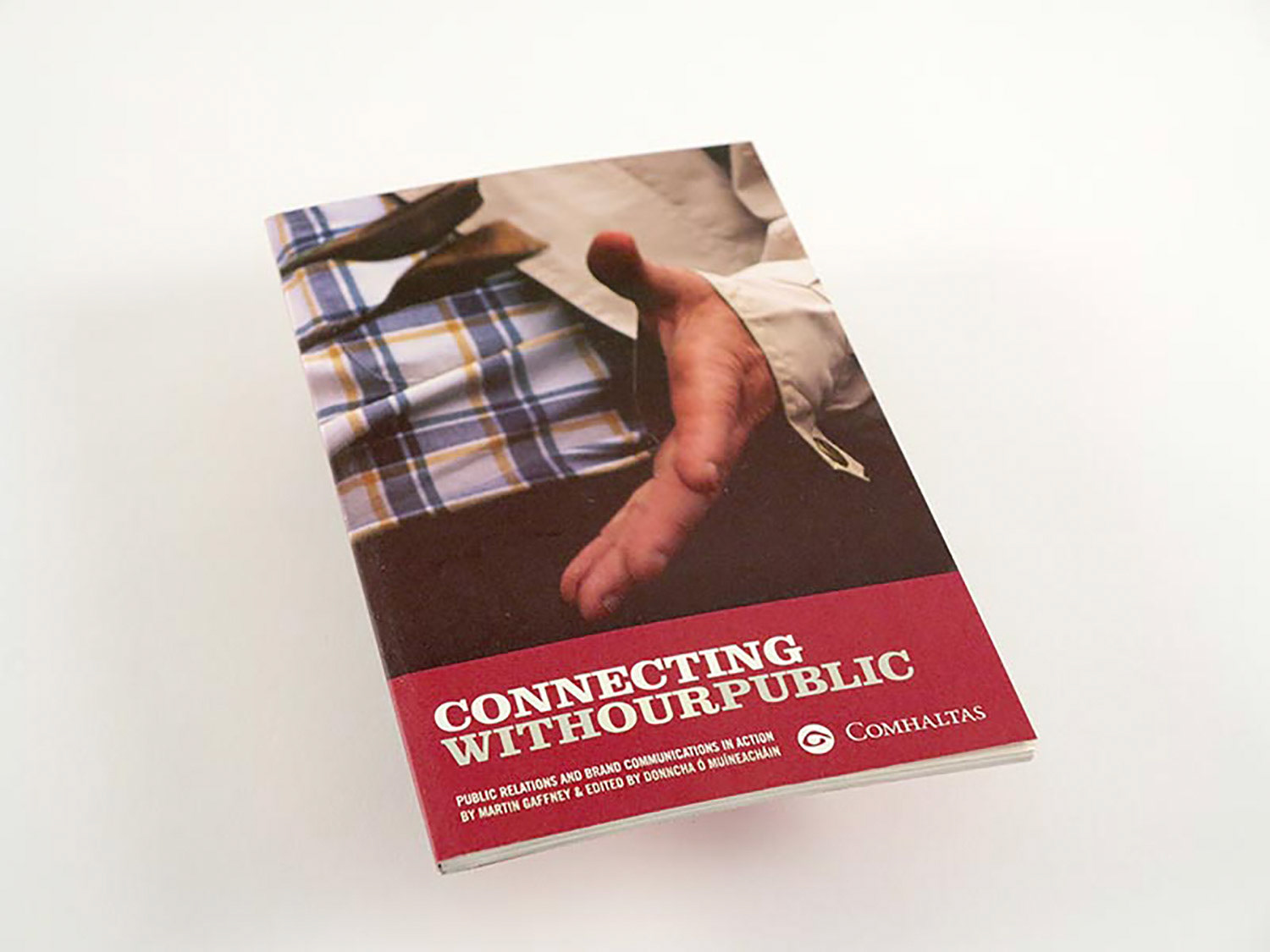 Comhaltas PR Guidelines Book Design 2008