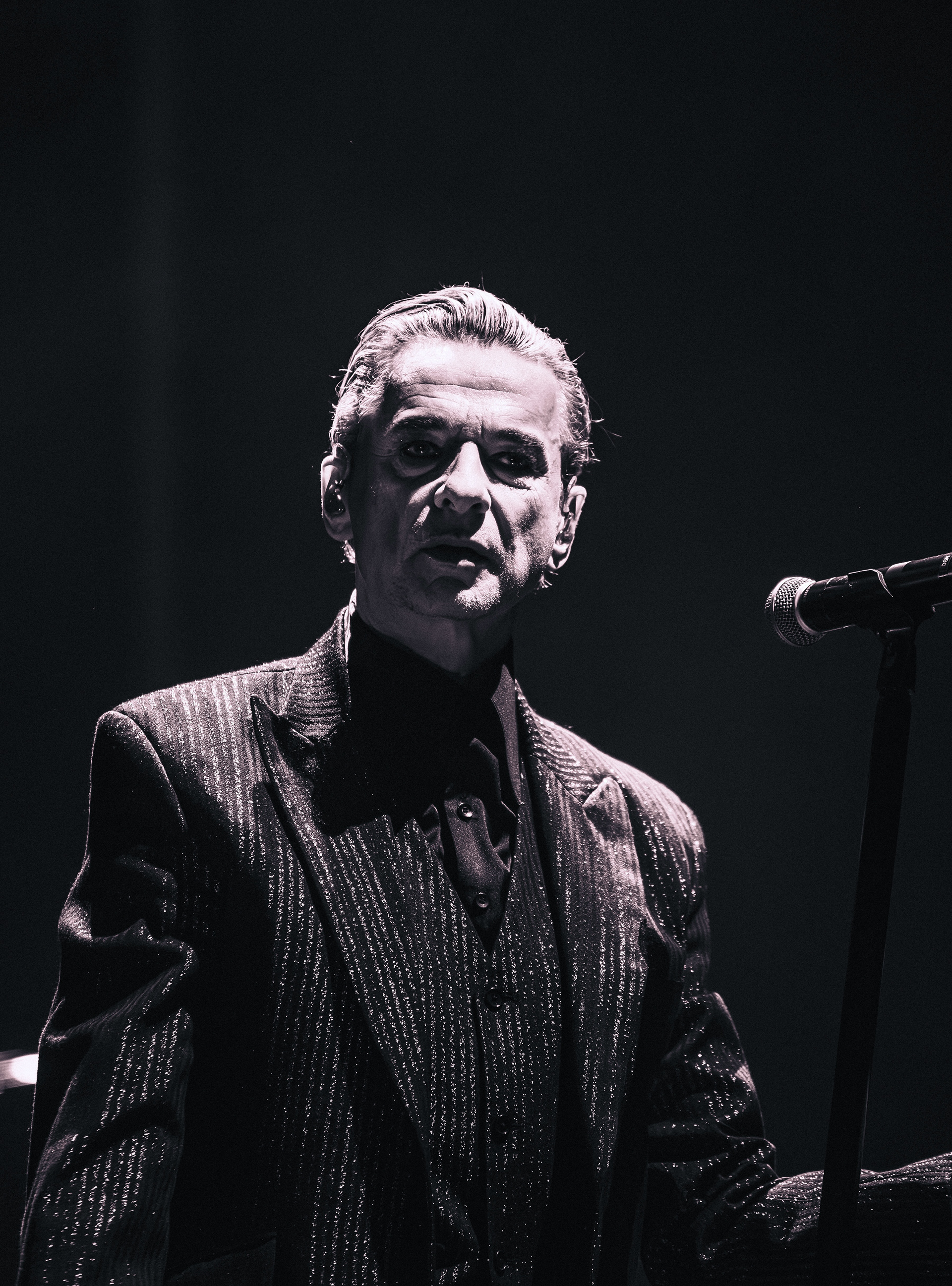 DEPECHE MODE