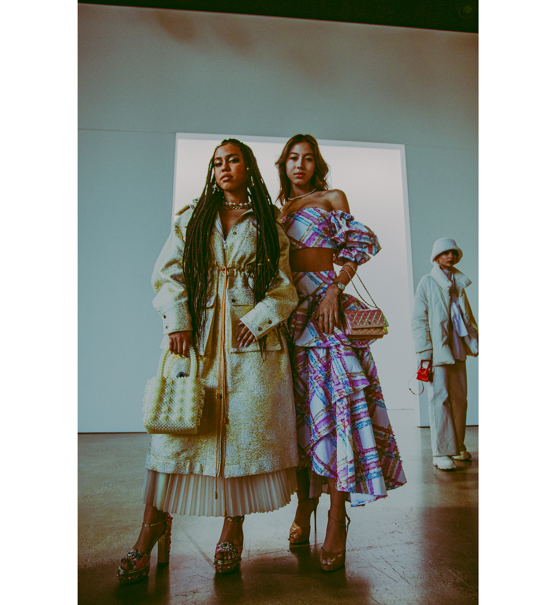 Asia Monet Ray @asiamonetray (left), Mika Benabs @mika.benabs (right)