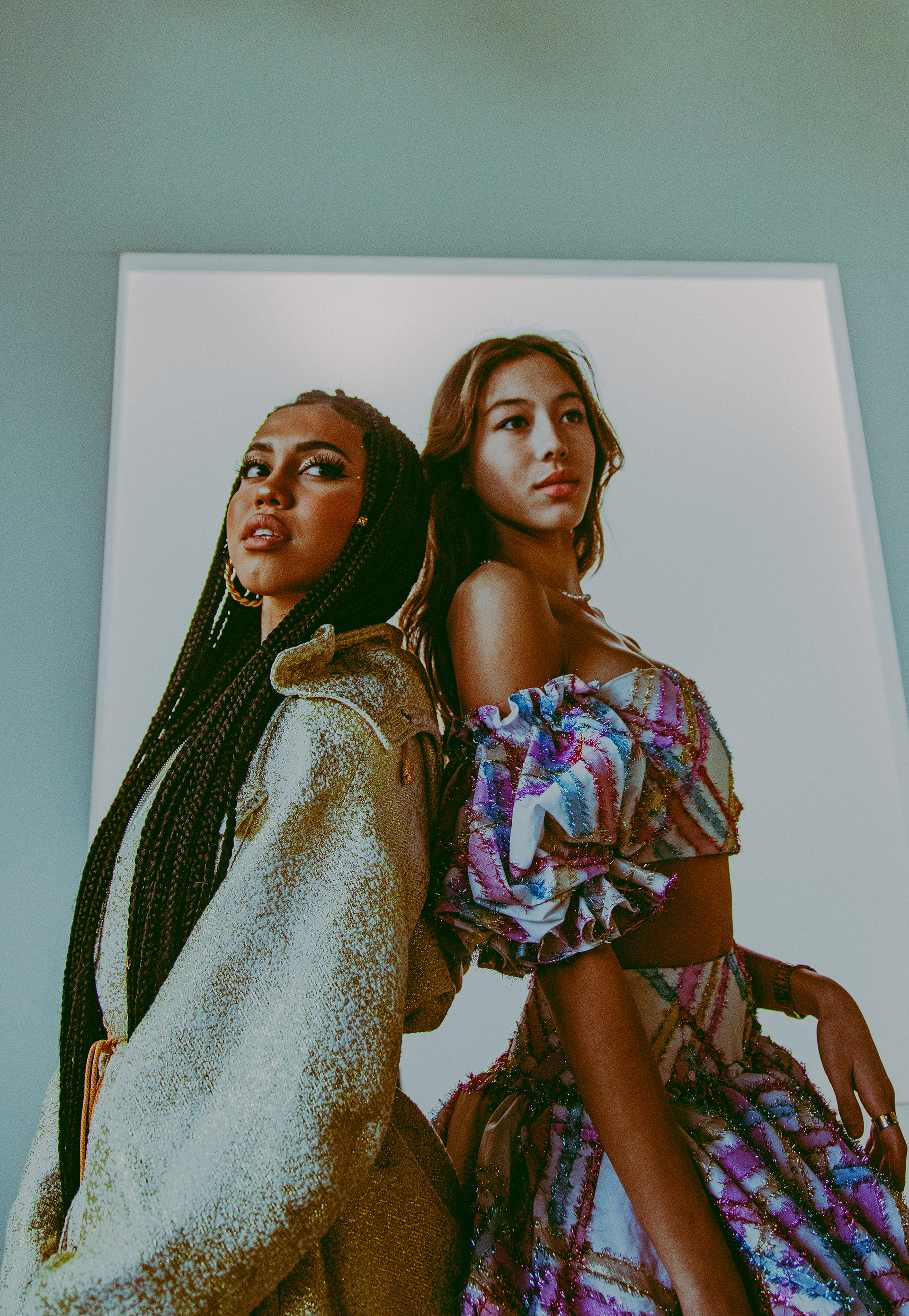 Asia Monet Ray @asiamonetray (left), Mika Benabs @mika.benabs (right)