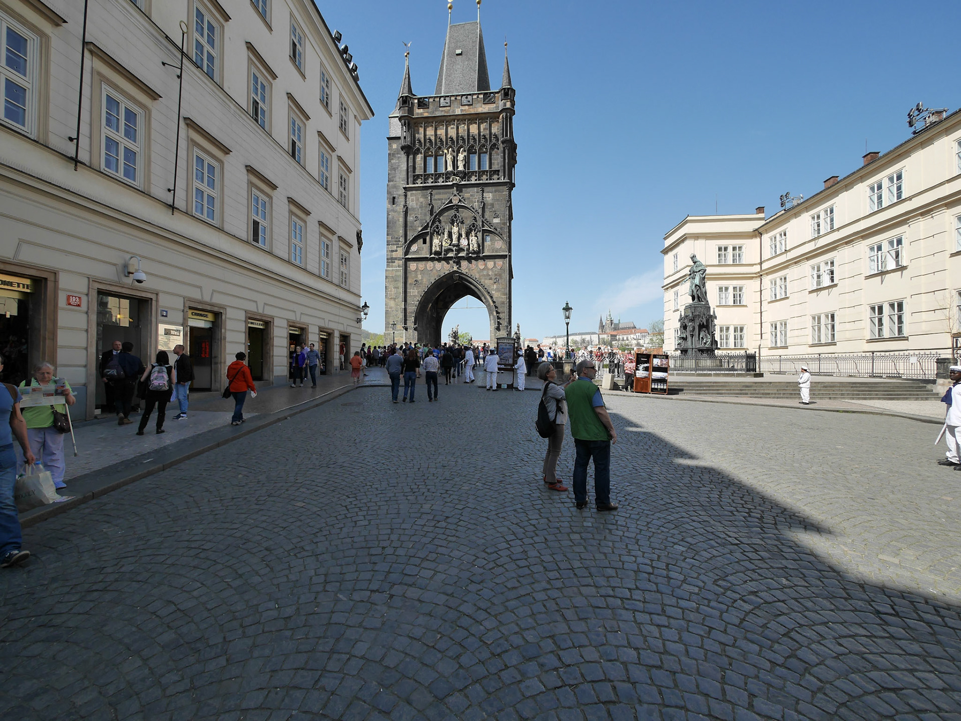 Charles Bridge entrance