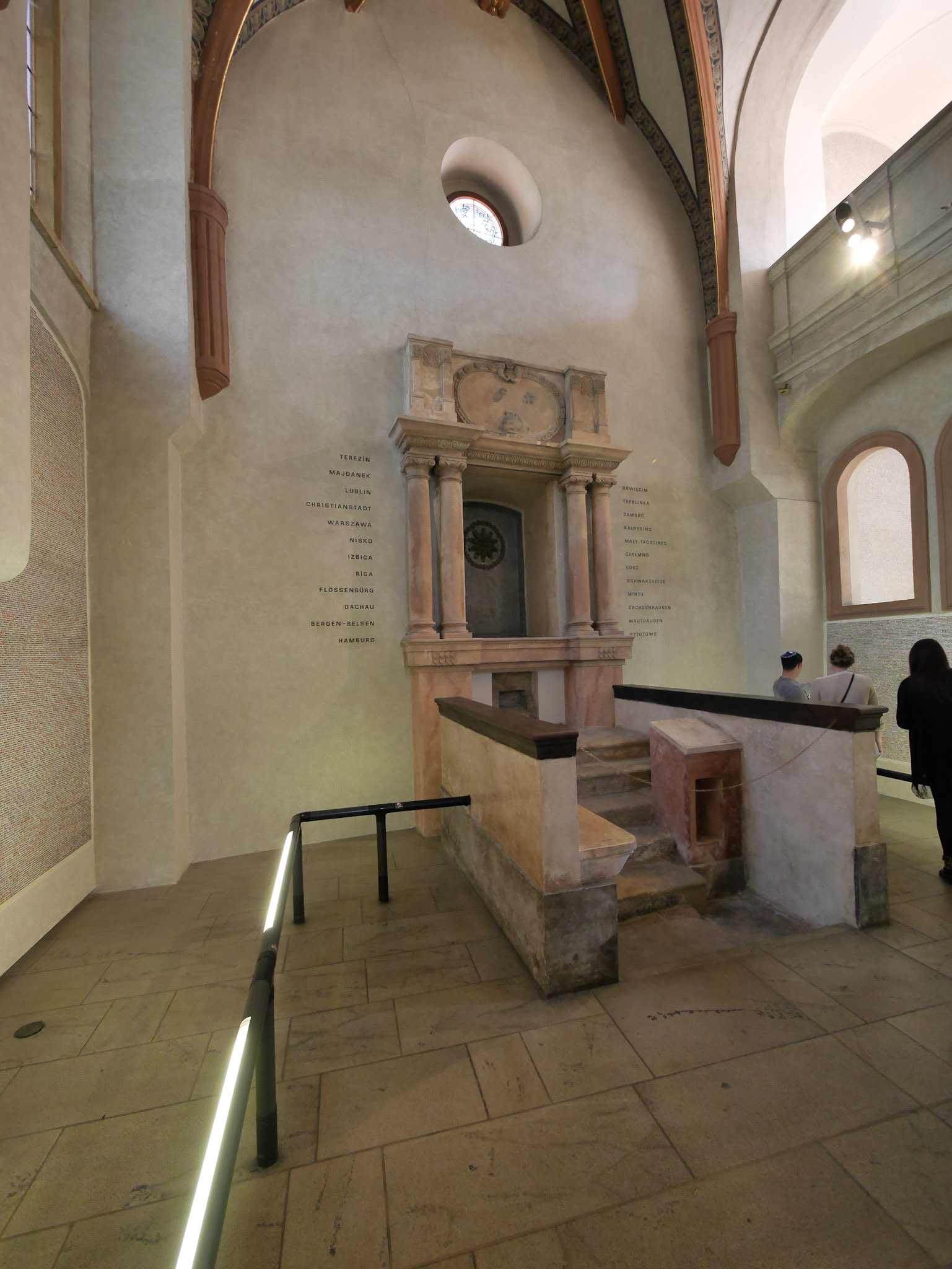 Inside Pinkas Synagogue