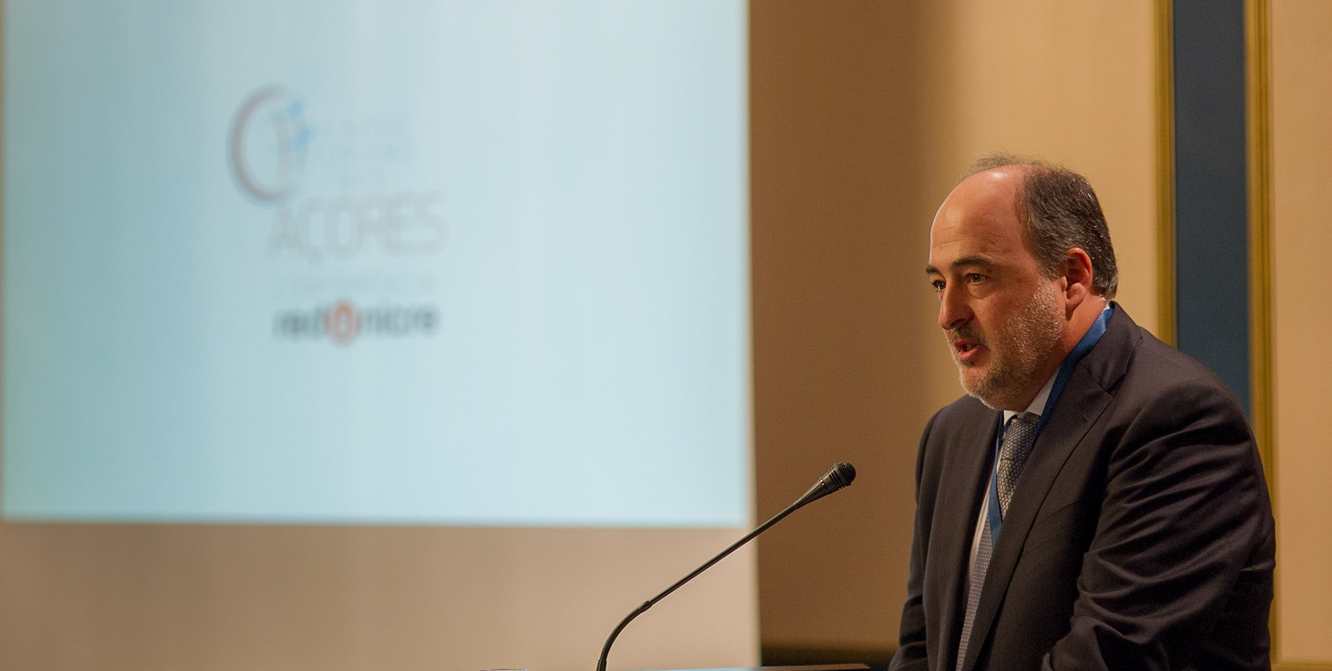 O Novo Turismo - Açores Conferência UNICRE