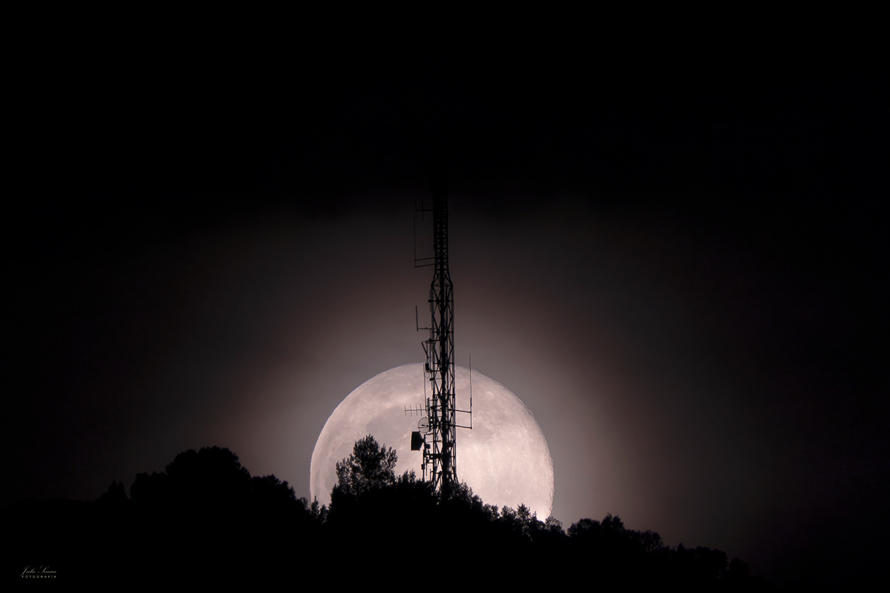 Antena de la Cresta del Gallo