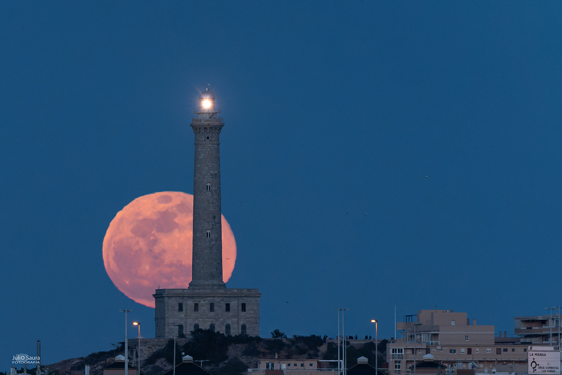 Luna llena y Faro, Febrero de 2024
