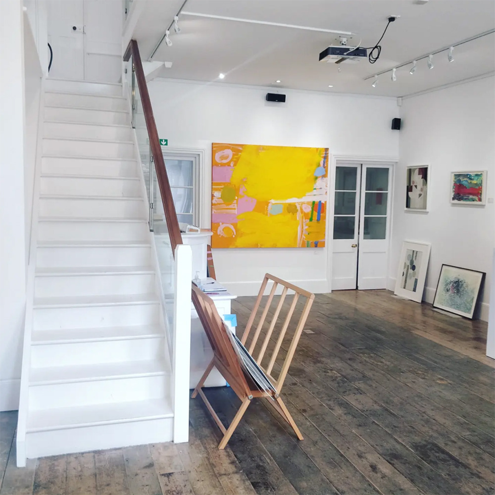 Work by Albert Irvin upon entering the exhibition | Photo copyright © Helen Baker 2022