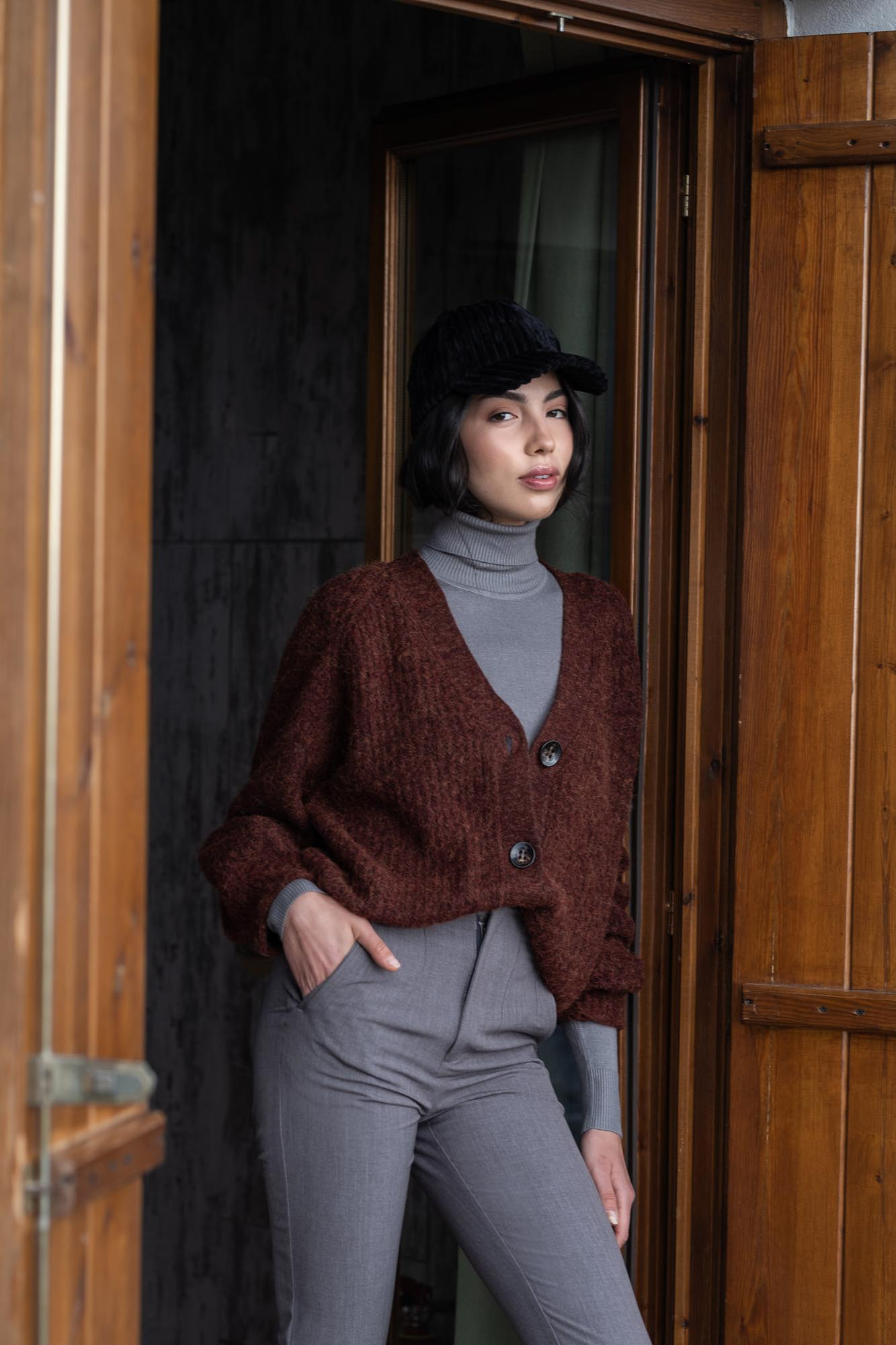 AW22 Knitwear & Trousers